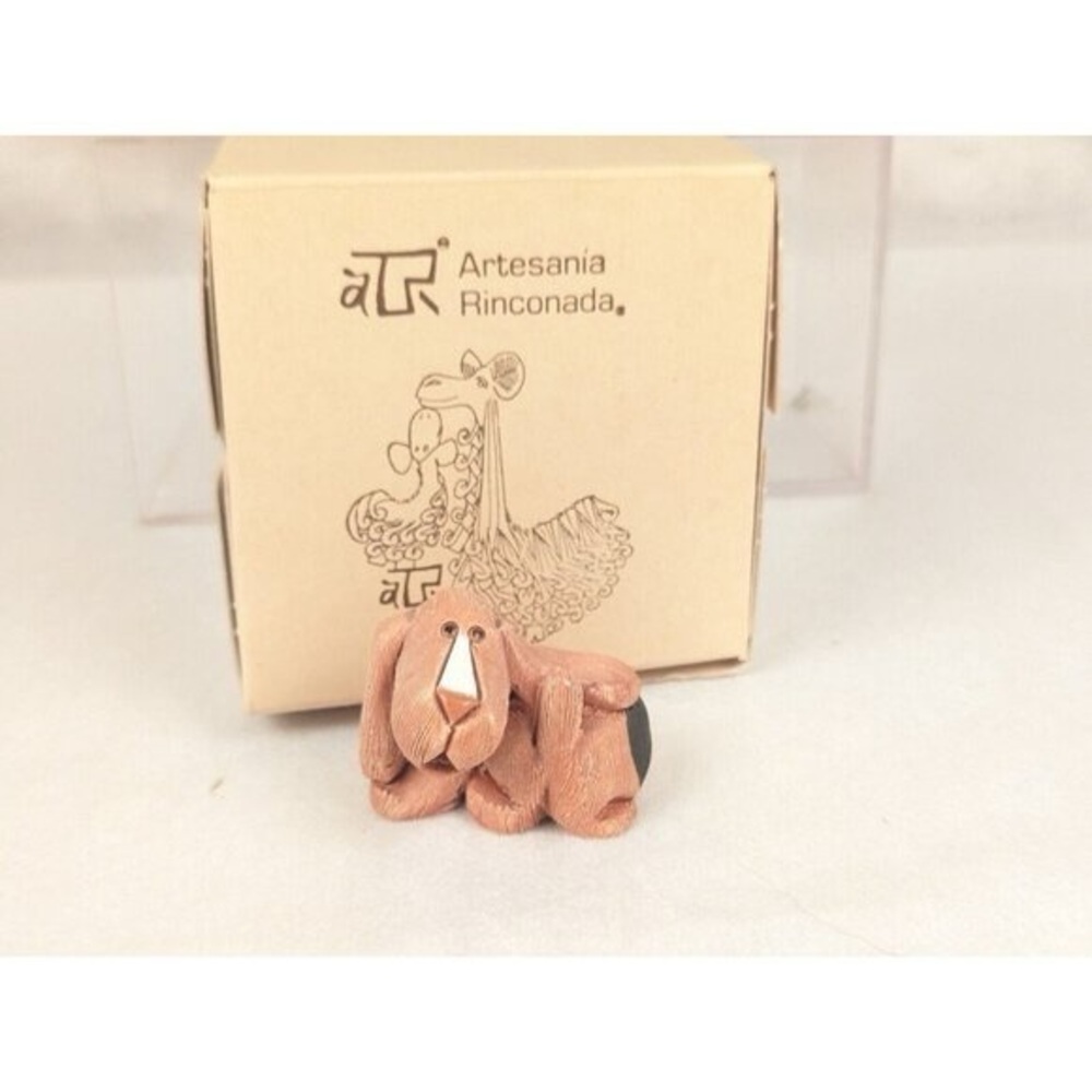 Artesania Rinconada Bassett Hound Dog Figure Puppy Made In Uruguay
